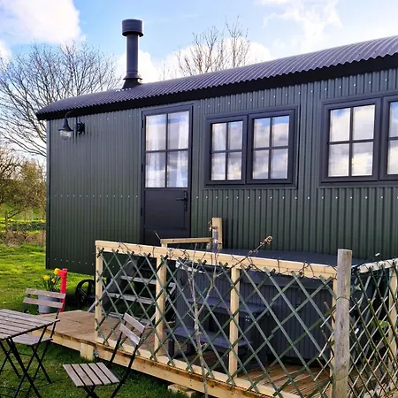 Milberry Green Meadows Warlingham Exterior photo